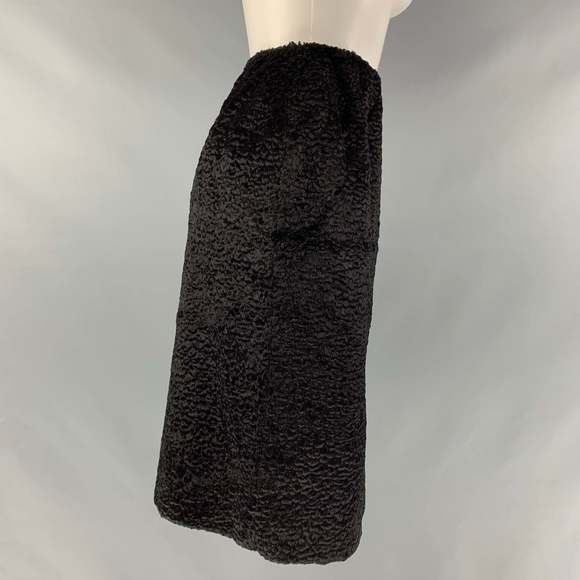 JAD RACHA Black Textured Pencil Below Knee Skirt - Picture 2 of 4